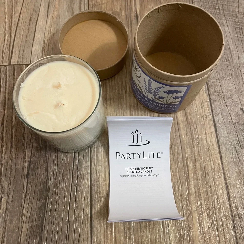 PartyLite Brighter World‎ Lavender Verbena Soy Blend Candle 8.6 oz G57278 NEW - Picture 4 of 5